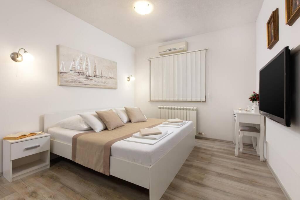 Villa Lipovac Τρογκίρ Εξωτερικό φωτογραφία